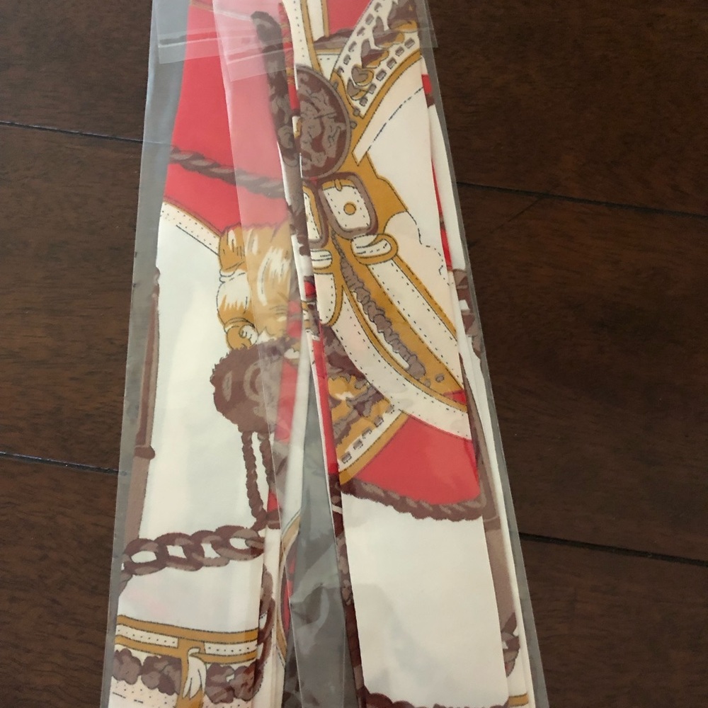 Twillies Bag Scarves A Set of Two